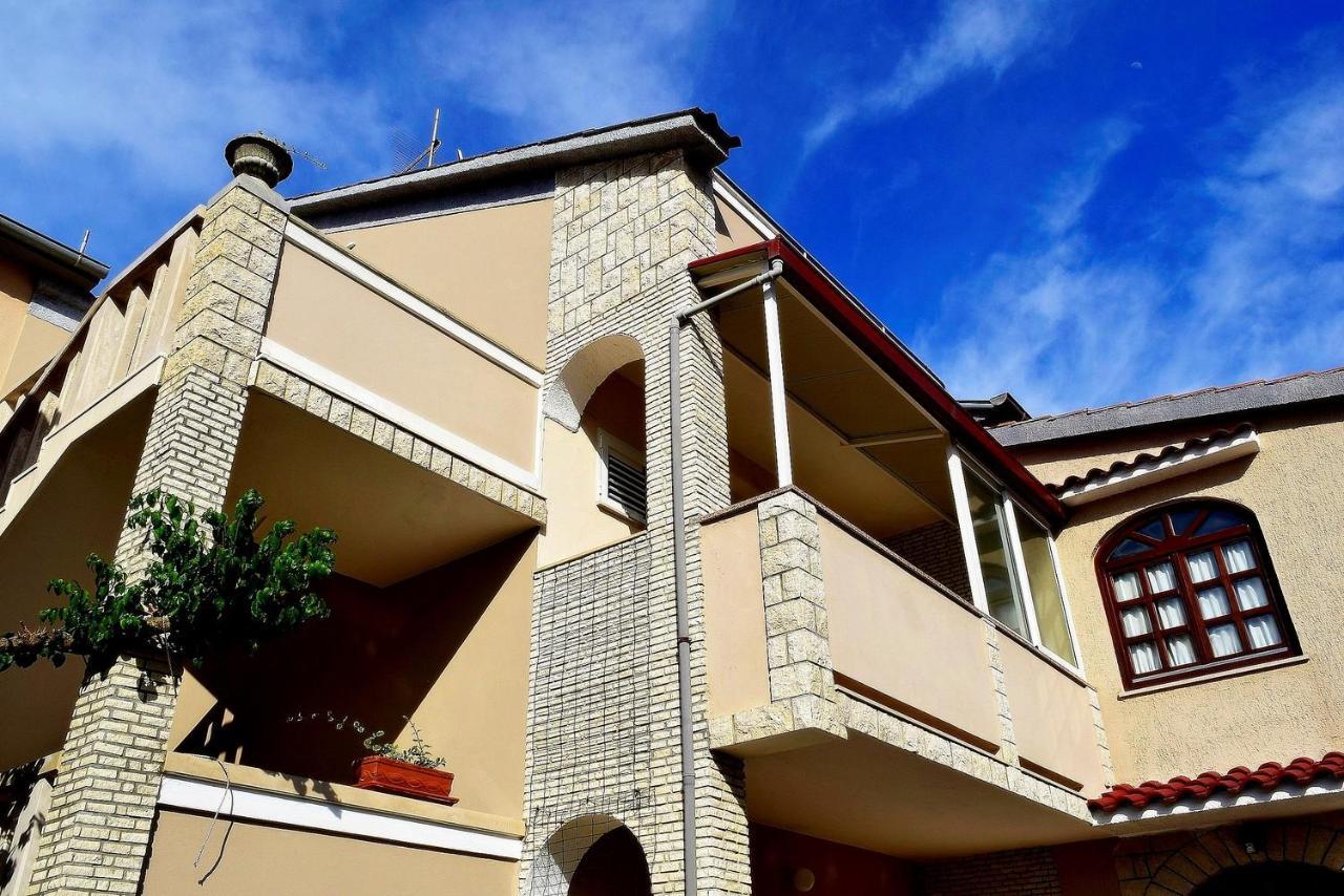 Zoro Apartments Palit Eksteriør billede